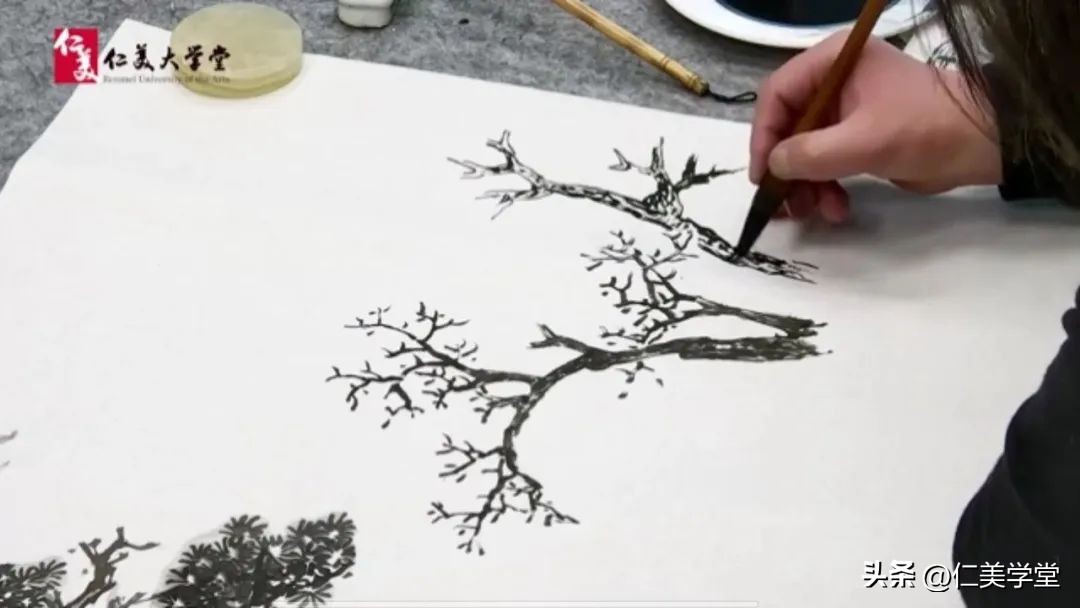 冬日雪景画法,冬季雪景松树的画法