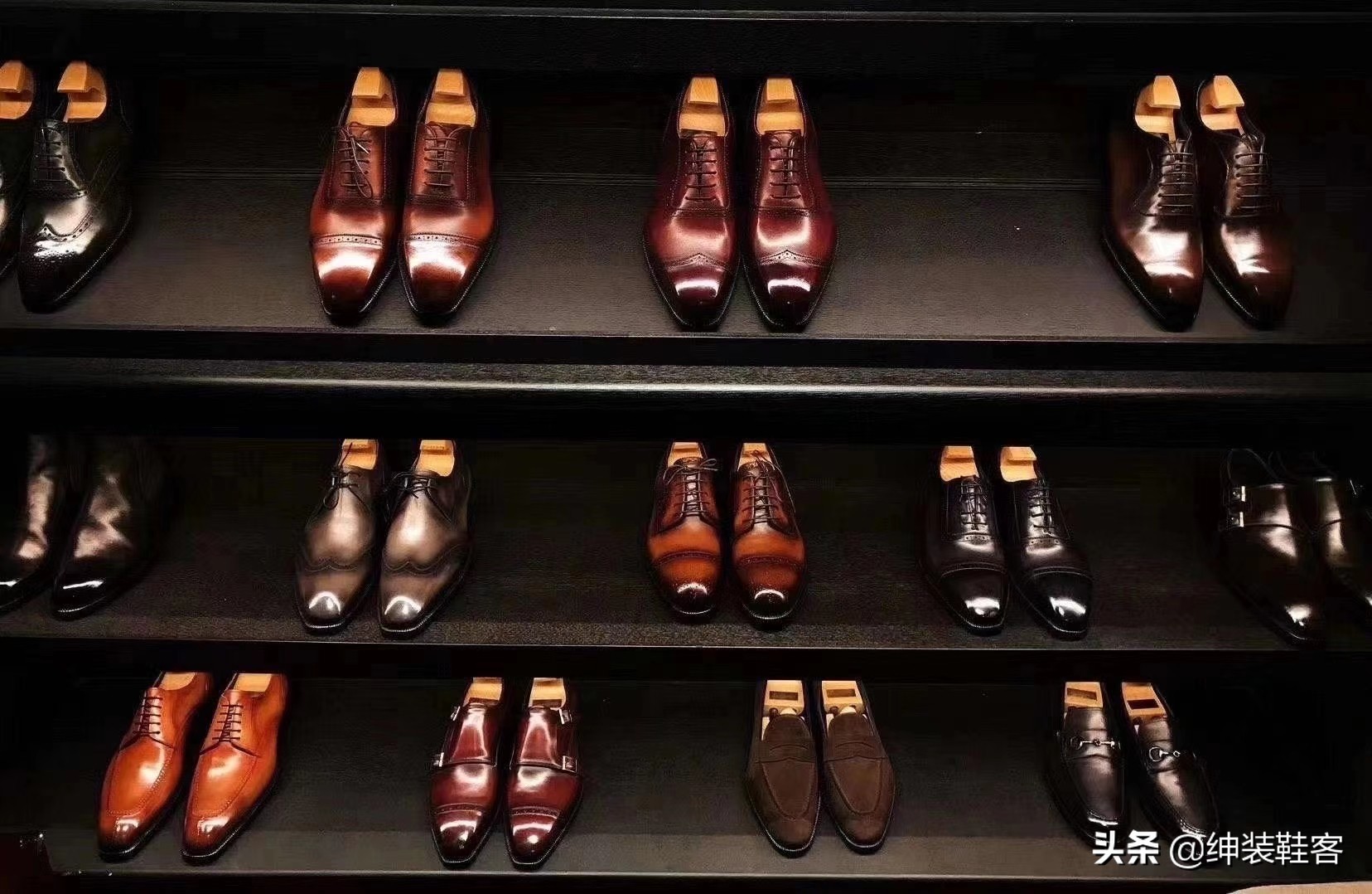 男士休闲皮鞋穿哪一款,男士穿皮鞋穿尖款还是圆款