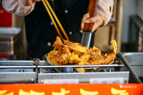 厦门最值得吃的海鲜市场是哪里,厦门八市烟火味大排档