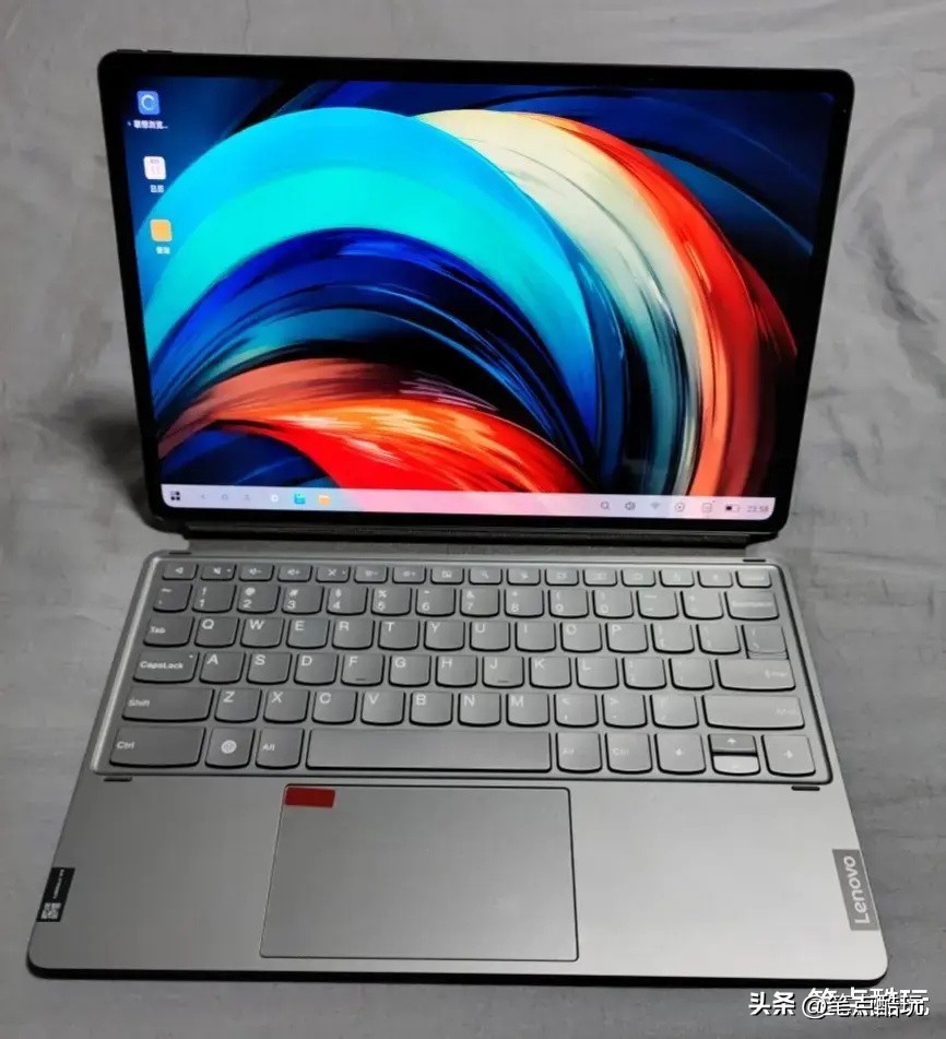 大学笔记本和平板电脑选哪一个,笔记本电脑和平板哪个更适合学生