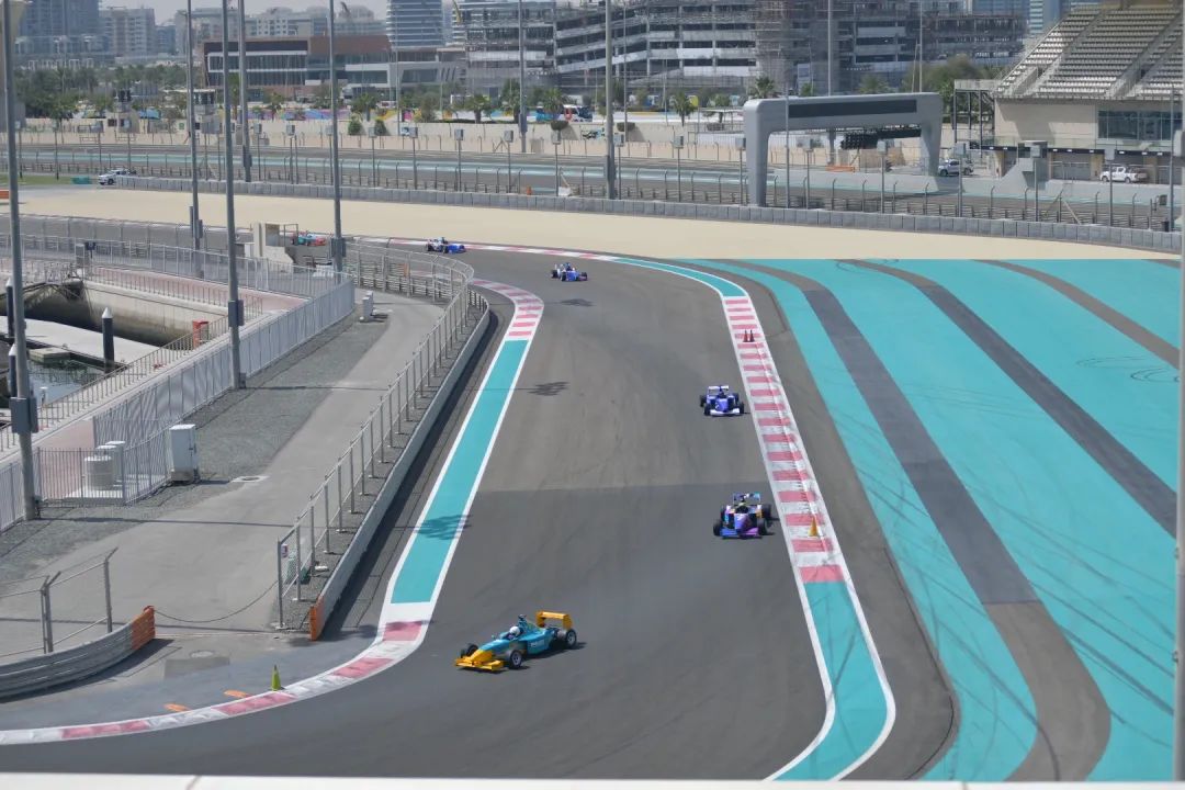 V世界｜夏天，在阿布扎比的11个“极致”体验