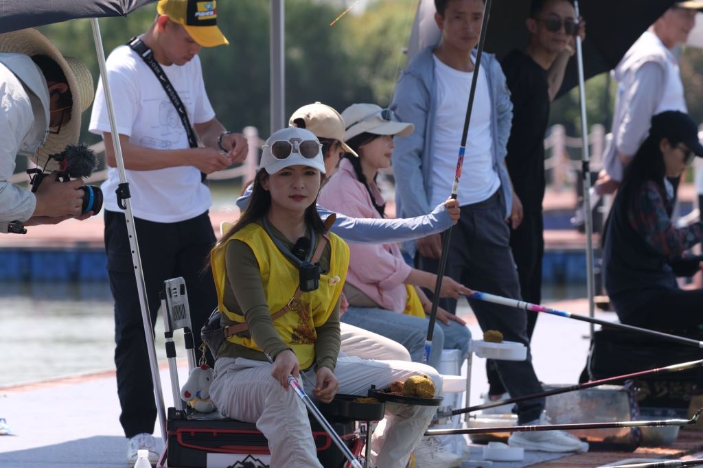溧阳市钓鱼协会圆满完成全国女子网红垂钓嘉年华裁判工作