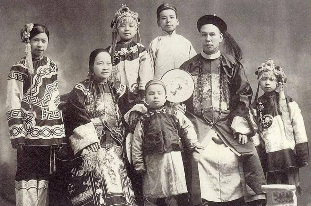 清朝俸禄410两相当于现在多少钱,清朝退休金多少钱