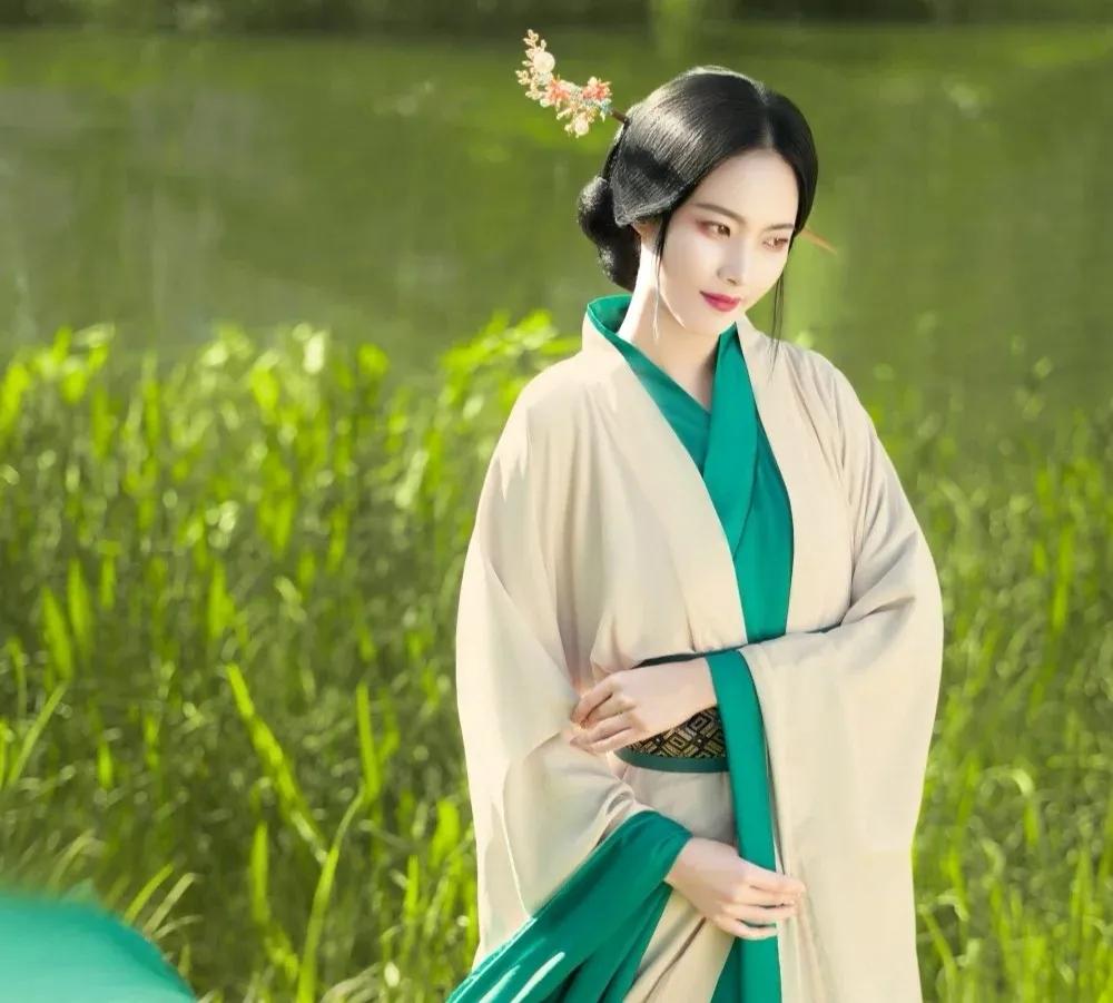 古言小甜短篇,很甜的古言短篇