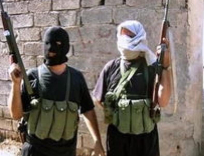 世界上最惨重的空难583人丧生,死亡最惨的空难583人葬身火海