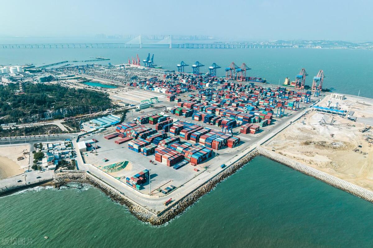 福建三大城市厦门泉州福州,新一线城市福州厦门