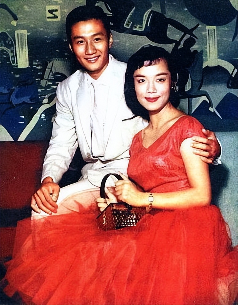 港媒爆料谢贤,谢贤曝光谢霆锋感情现状