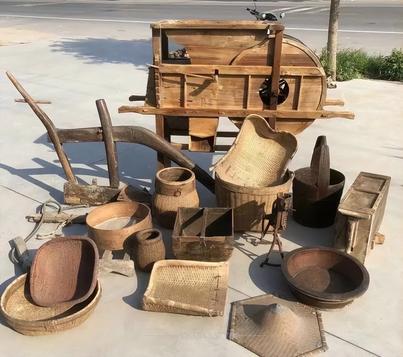 提醒大家：农村大集上的这四样物品不要买回家，十有八九都是假的