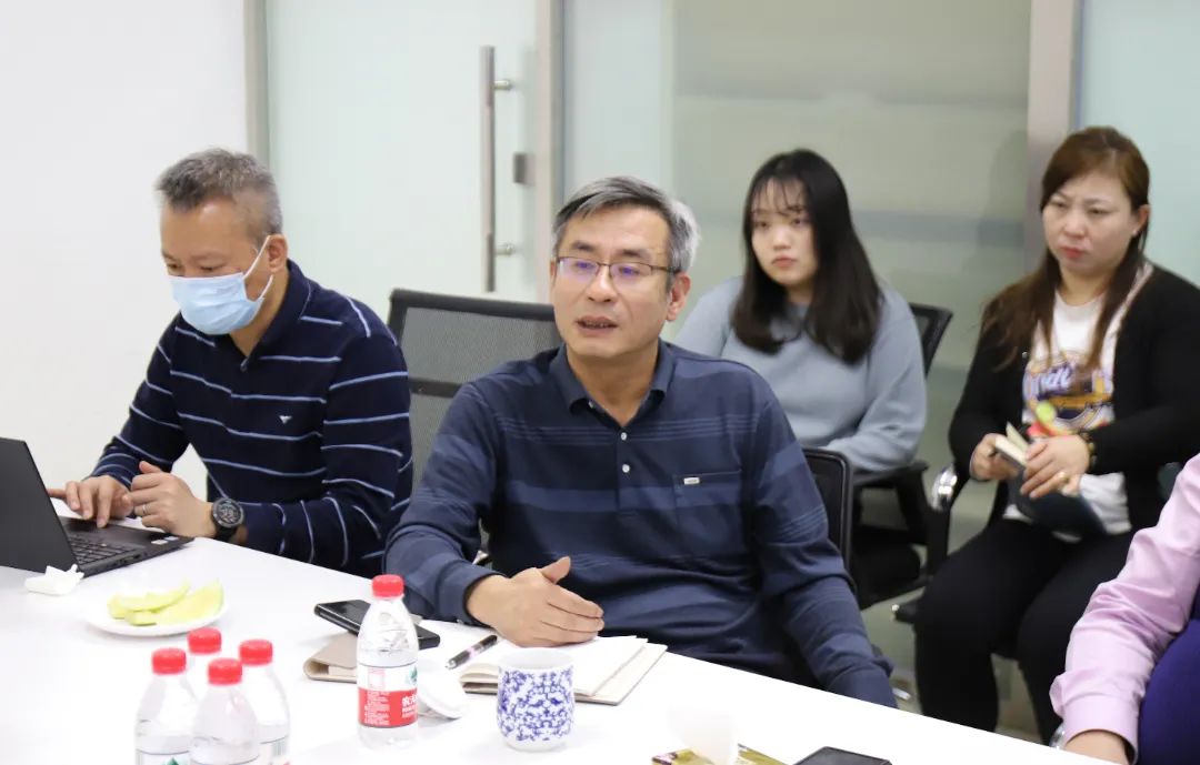 伟杰信与美传咨询签订战略合作协议