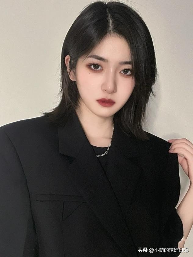 你的脸型适合什么发型女生必看,女生被公认不好看的3种脸型