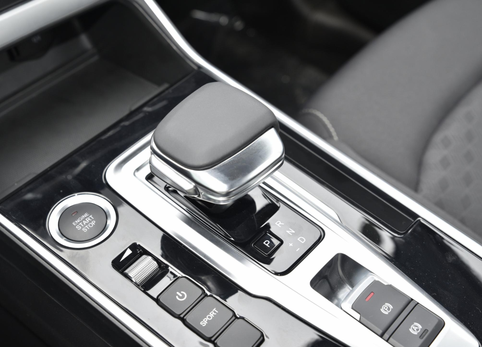 1.5t+cvt组合凯翼炫界pro更多实车,设计更动感凯翼炫界pro官图发布