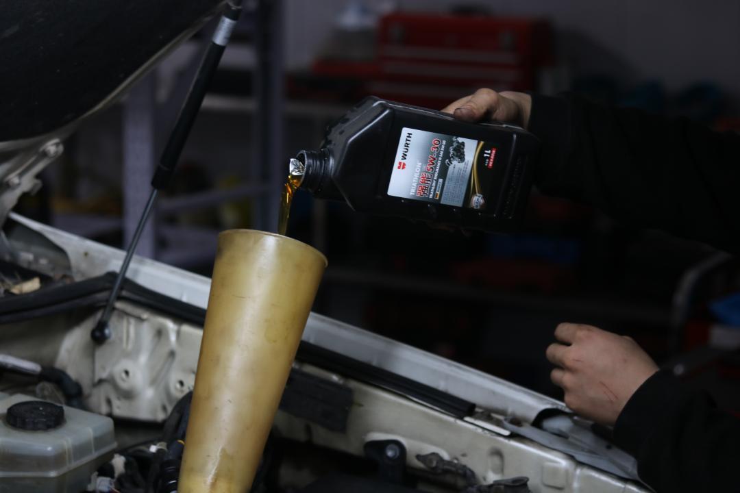 06年丰田霸道汽车翻新全过程,从山西拉回来的车