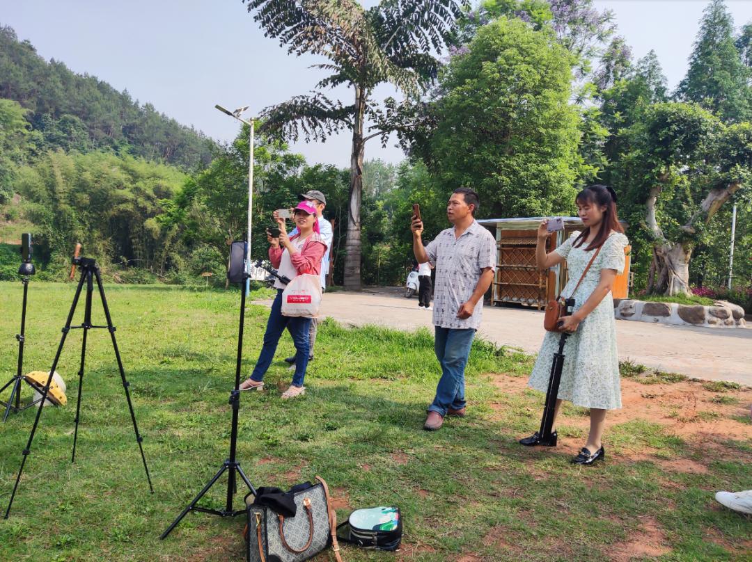 培养农产品带货直播人才,直播带货走进农民培训课堂