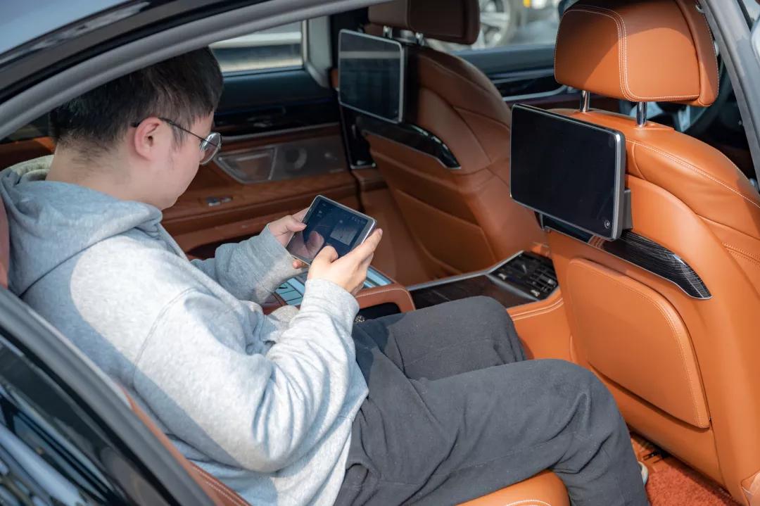 新款二手宝马m760价格,二手2021宝马m760li售价