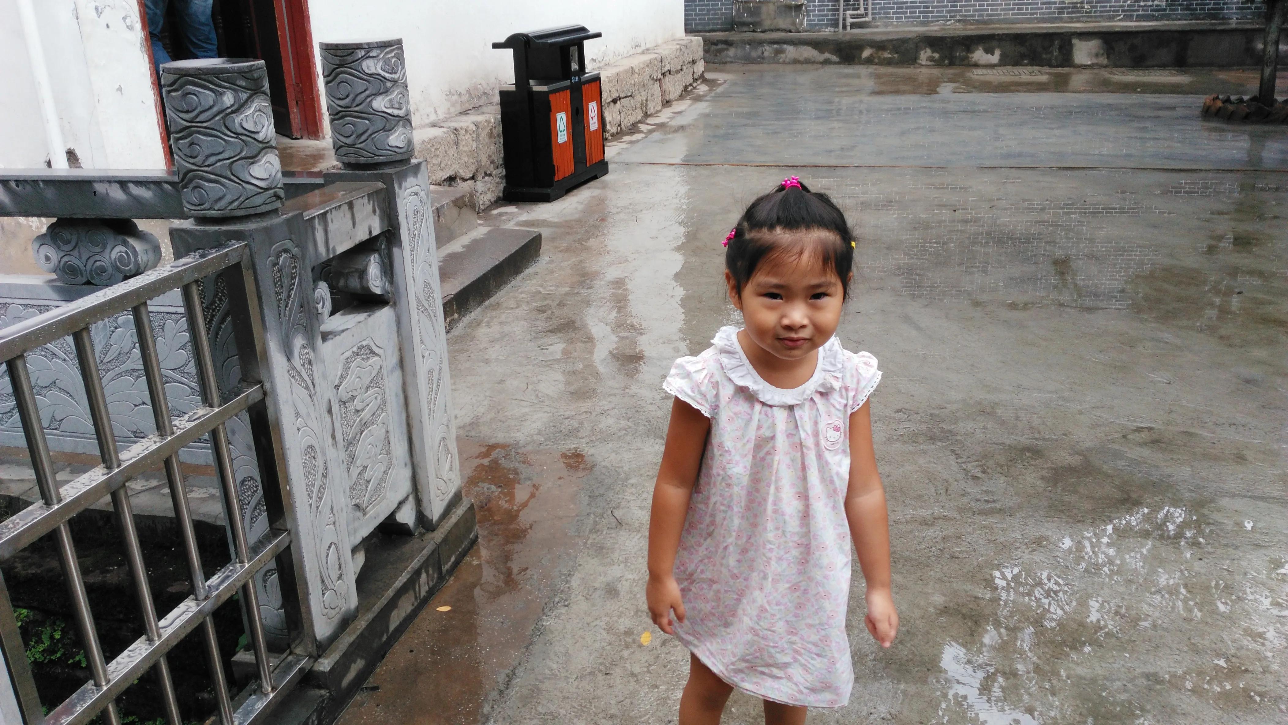 带孙女去贵阳玩,带着孙女自驾全国游