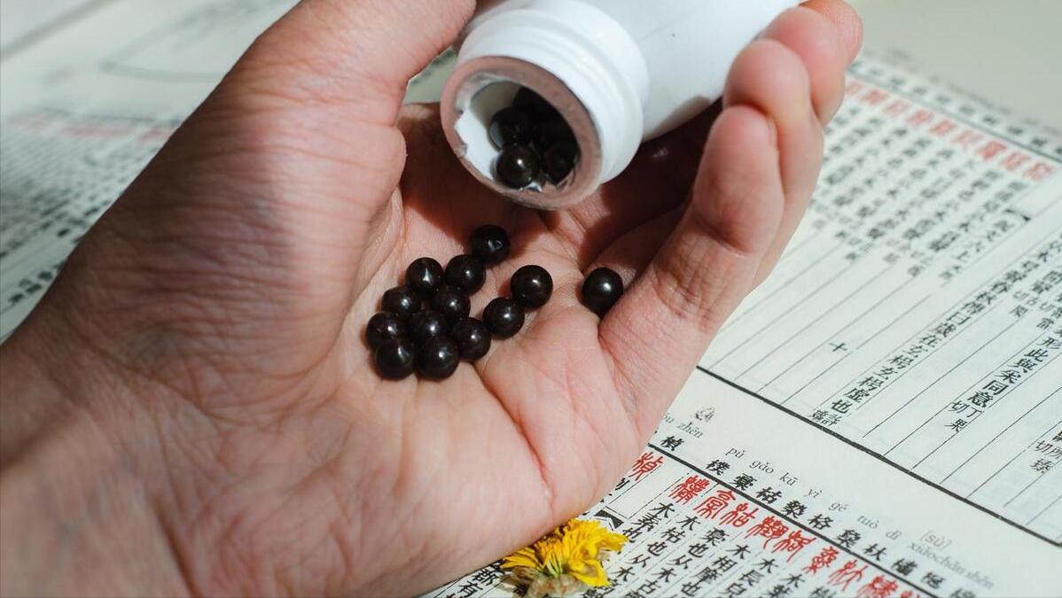 口中有咸味与肾虚有关系吗,肾虚嘴里发咸吃什么药