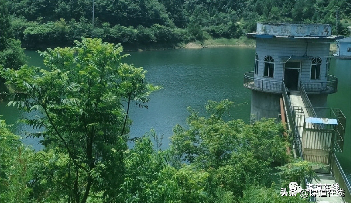 人间最美四月天踏春邂逅仙女湖,人间最美四月天春日踏青美景欣赏