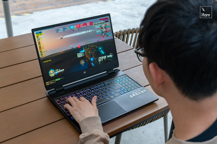 宏碁掠夺者战斧300i9游戏测评,宏碁掠夺者战斧300有独显吗