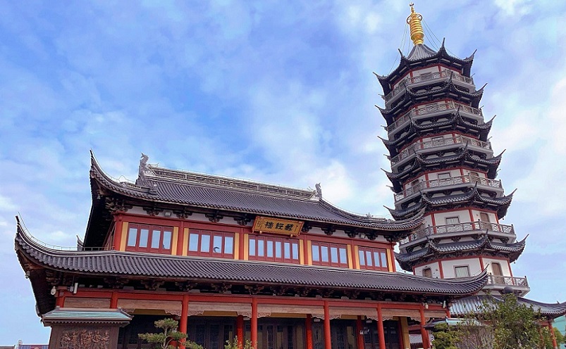 上海求平安去哪个寺庙,上海十大寺庙旅游景点