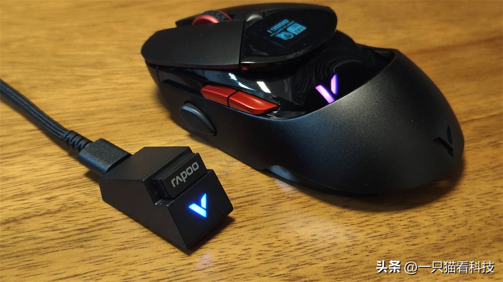 高颜值电竞鼠标雷柏vt960极速开箱,雷柏vt950无线游戏鼠标评测真香