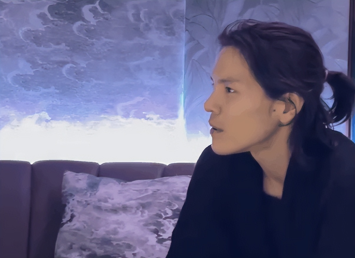 继向太直播带货后，儿子向佐也加入，儿媳妇郭碧婷要逃不掉了？