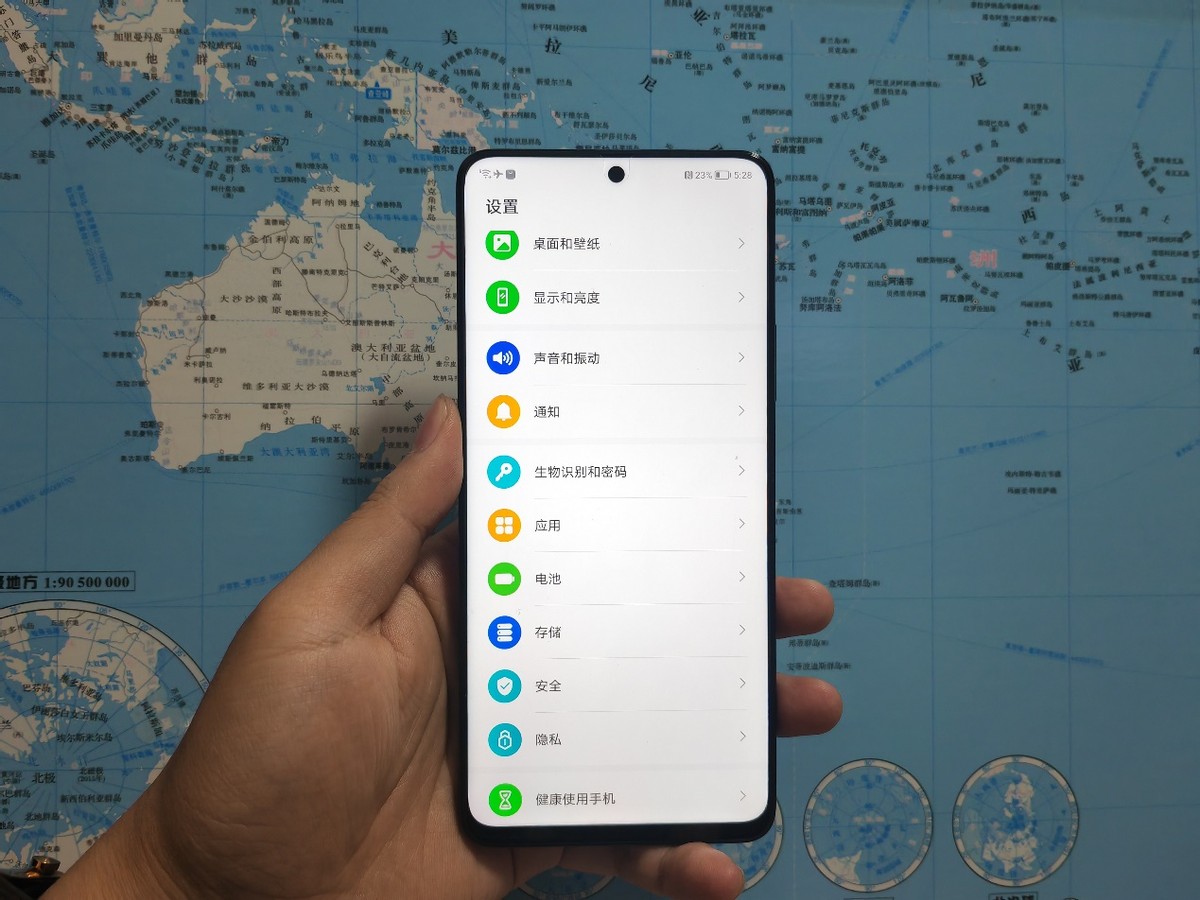 2000元左右性价比高的手机荣耀x40,手机荣耀x40gt值得入手吗