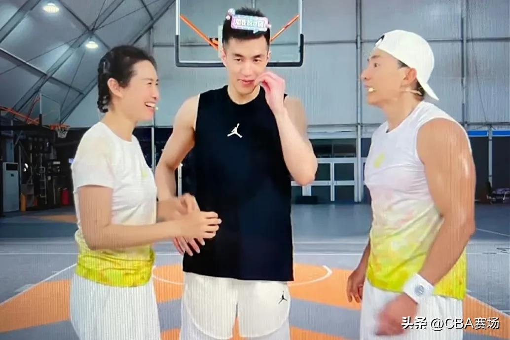 郭艾伦直播跳舞,郭艾伦最新跳舞视频