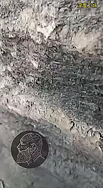 俄军敢死队精彩片段,俄军突击队猛攻乌军阵地