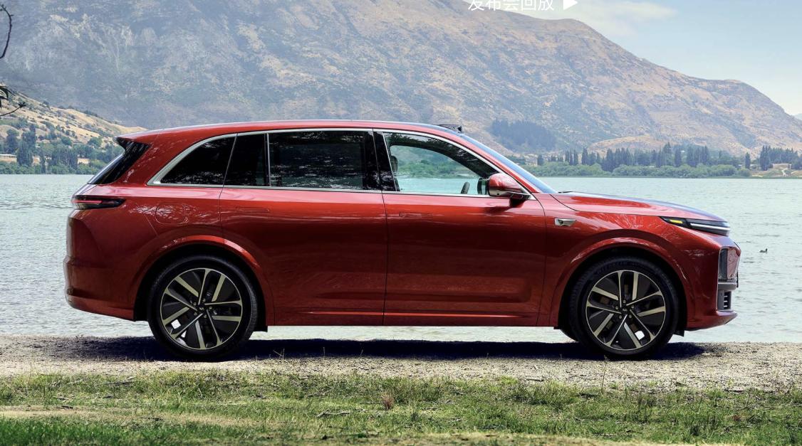 摘掉“卡顿”标签，自主车机系统崛起，性能功能两开花