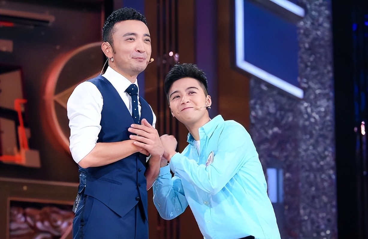 尼格买提录节目摔伤,尼格买提被撒贝宁吓到综艺节目