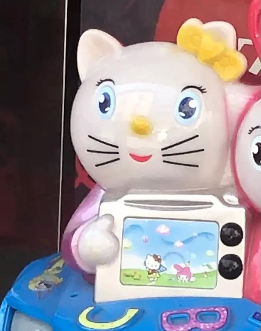 “男票打篮球裤子被队友扒了...”哈哈哈哈救命一整个社死了