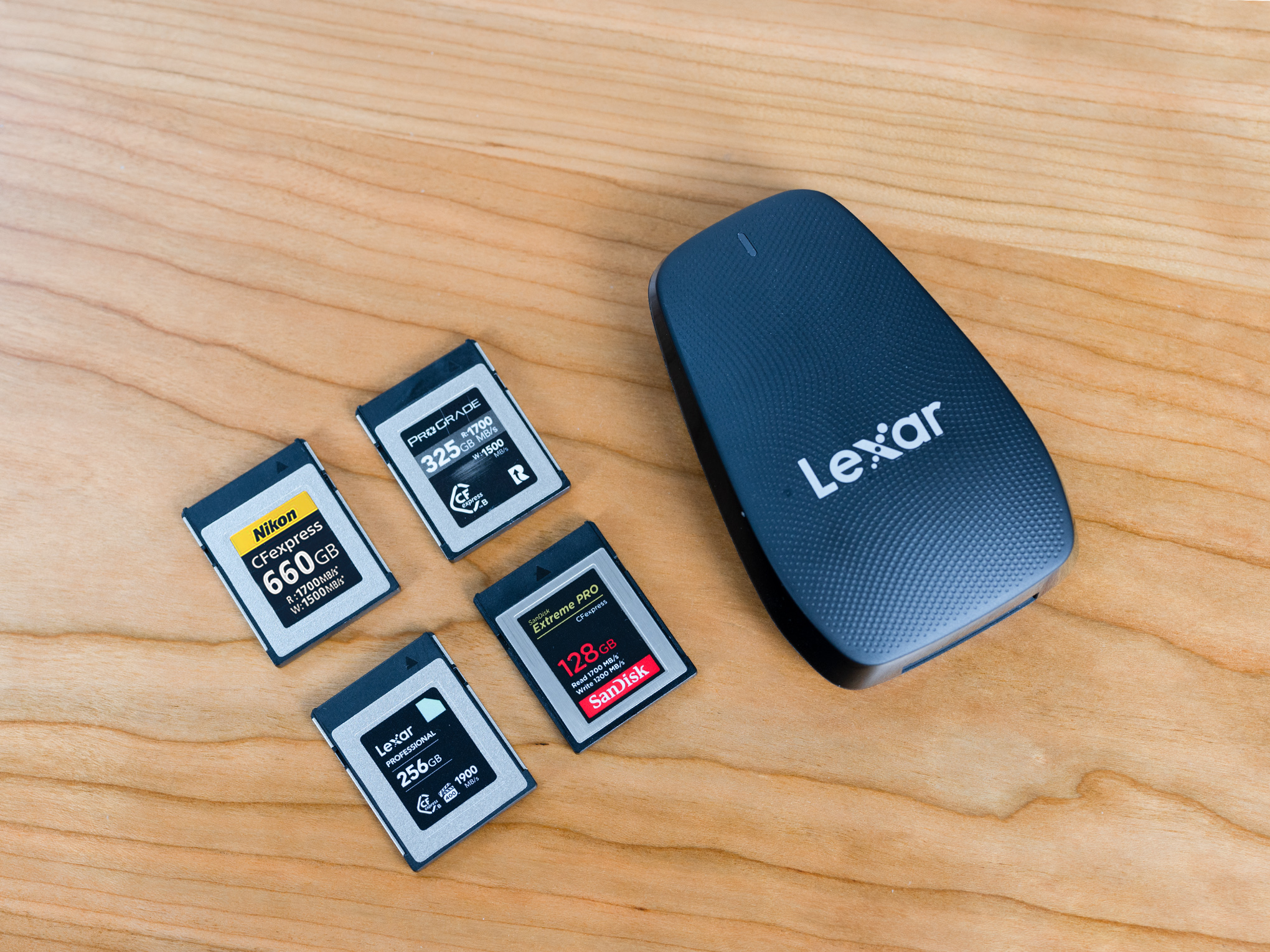 单反存储卡选品牌,单反相机cf卡和sd卡区别