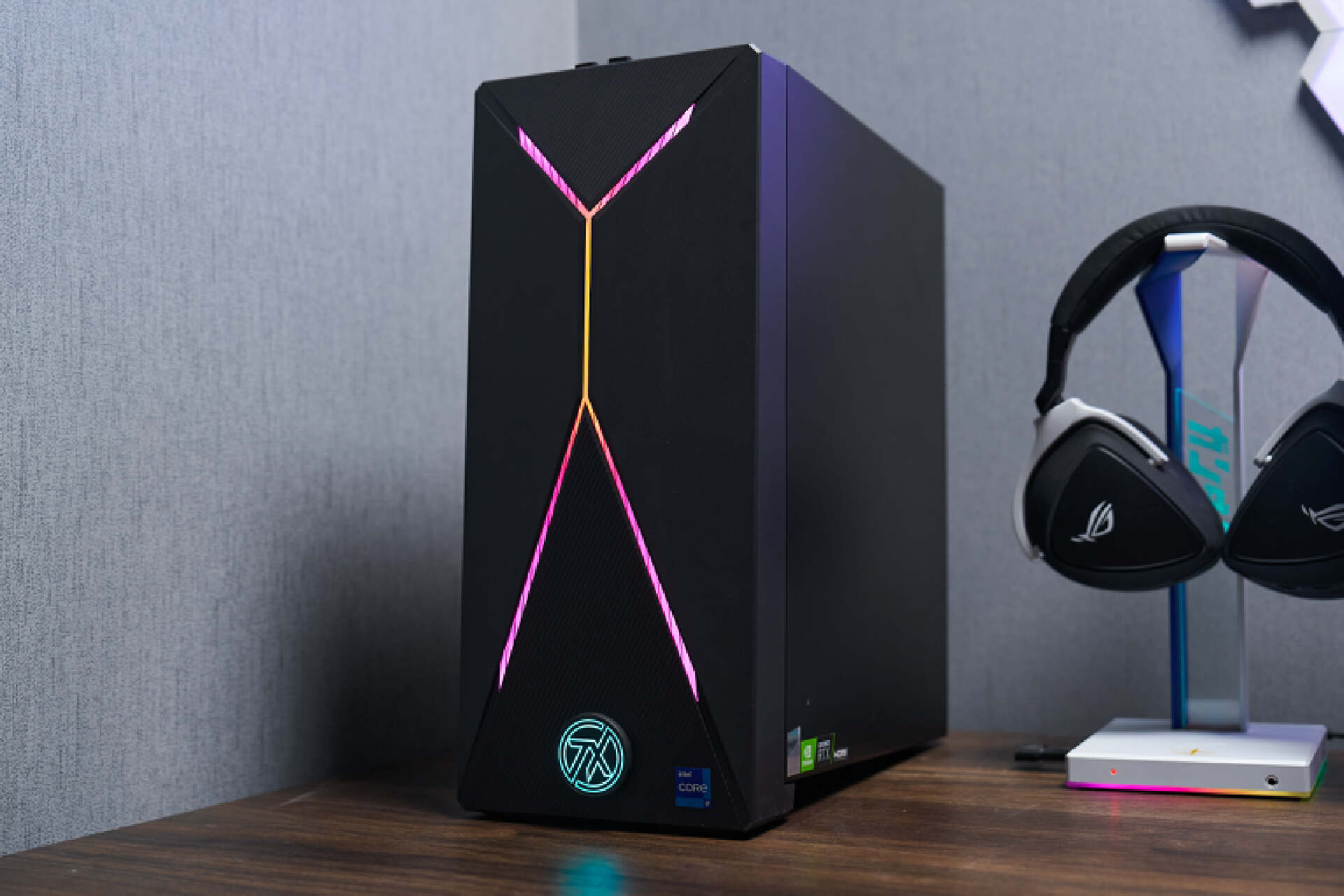 华硕天选x2023台式机改装,华硕天选x2023台式加硬盘