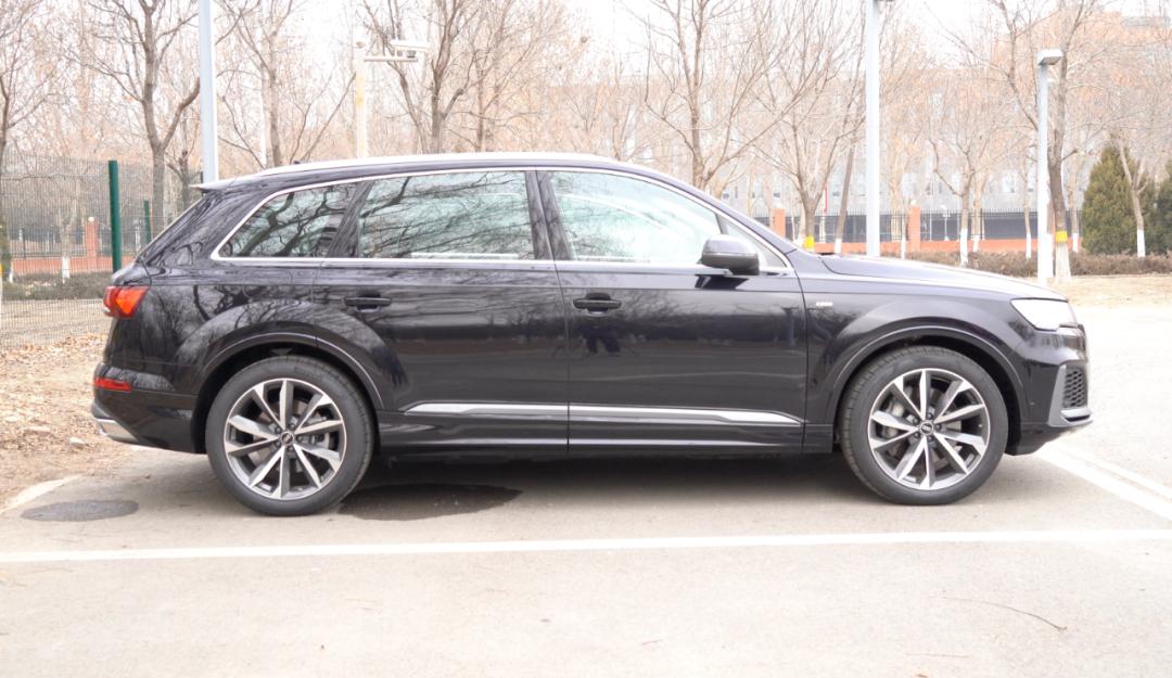 新款奥迪q7和老款比较,老款奥迪q7vs老款奥迪q5