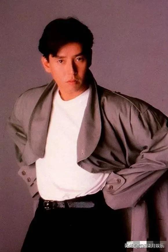 70岁谭咏麟暴瘦照片,72岁谭咏麟生病瘦了十多斤