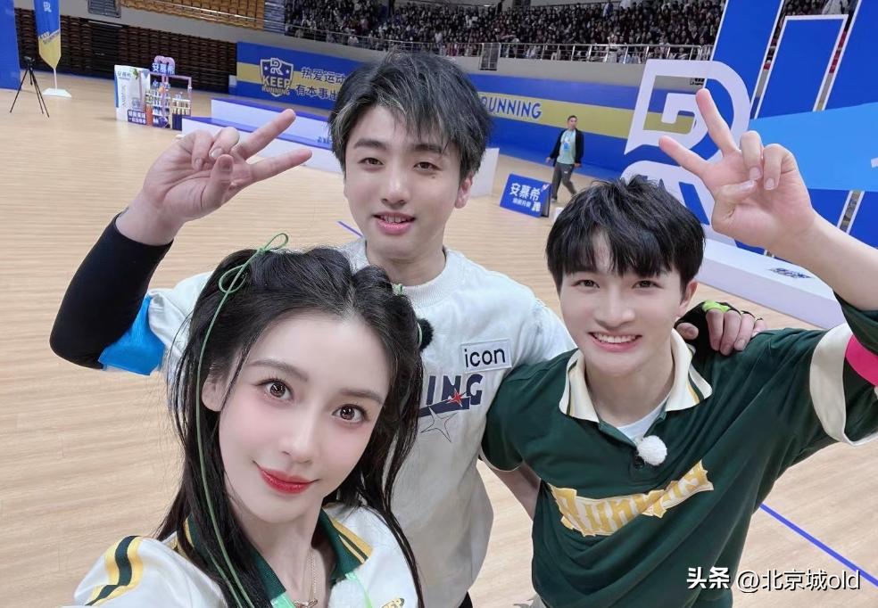 明星出道海选周深,周深舞台2023导师视频