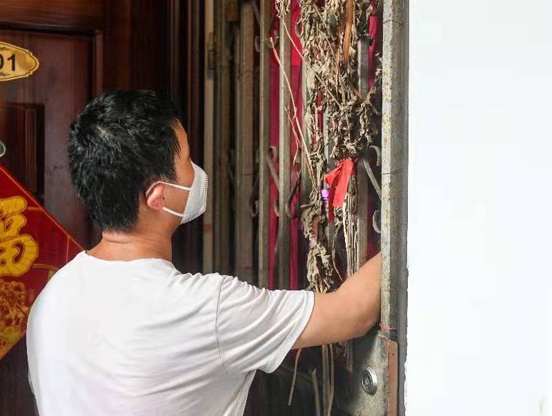 杀虫剂杀蟑螂陆续死亡,蟑螂最强杀虫剂