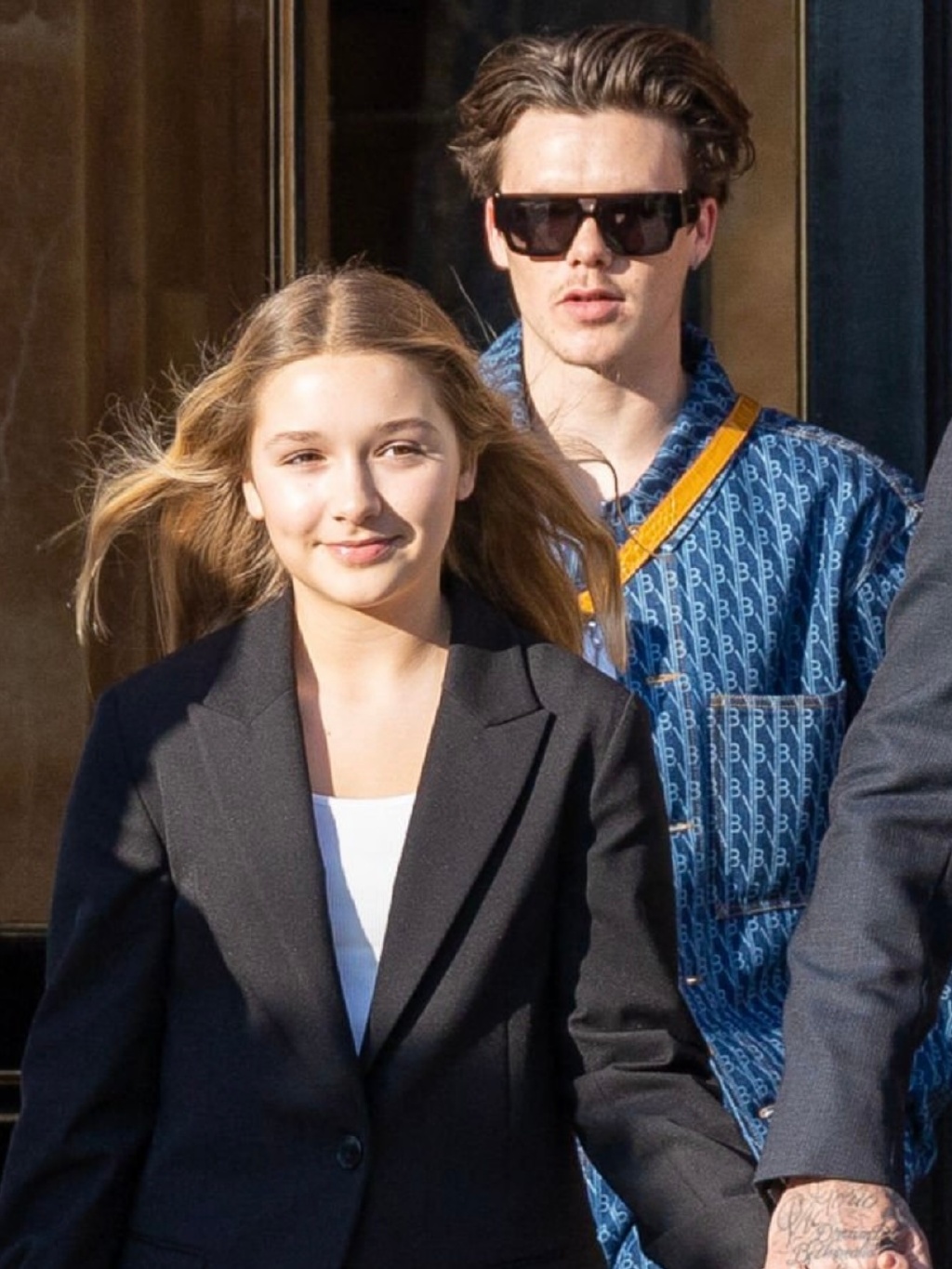 贝克汉姆小七服装,贝克汉姆和贝嫂年轻时候情侣装照