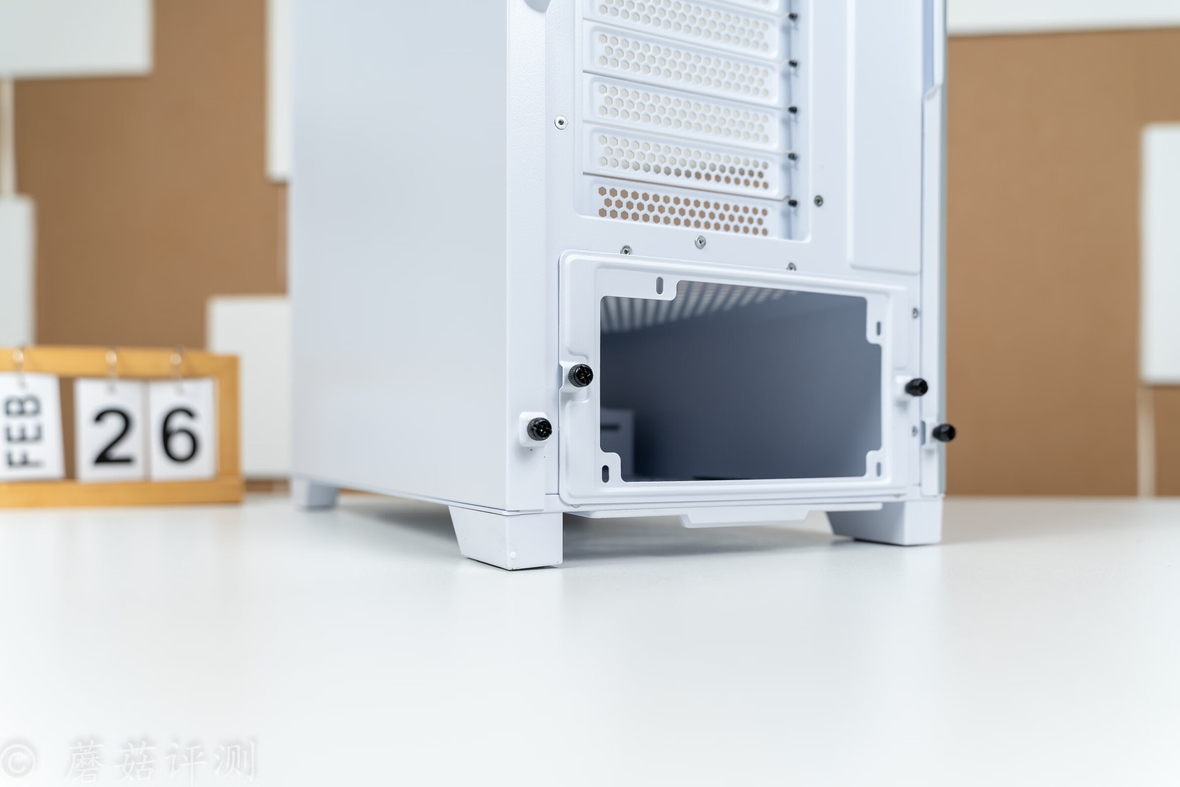 安钛克性价比最好的机箱,散热好不积灰的机箱