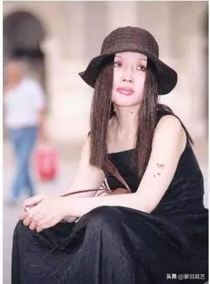 美女作家卫慧现状,卫慧女作家