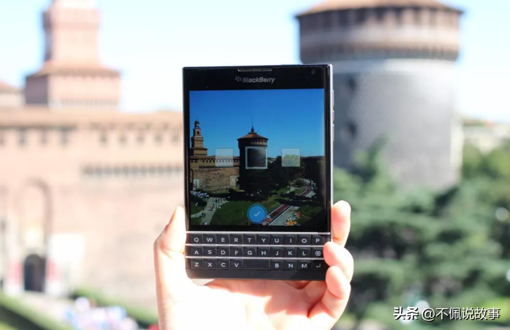 当苹果和黑莓只是手机的时候,黑莓手机与iphone的优缺点
