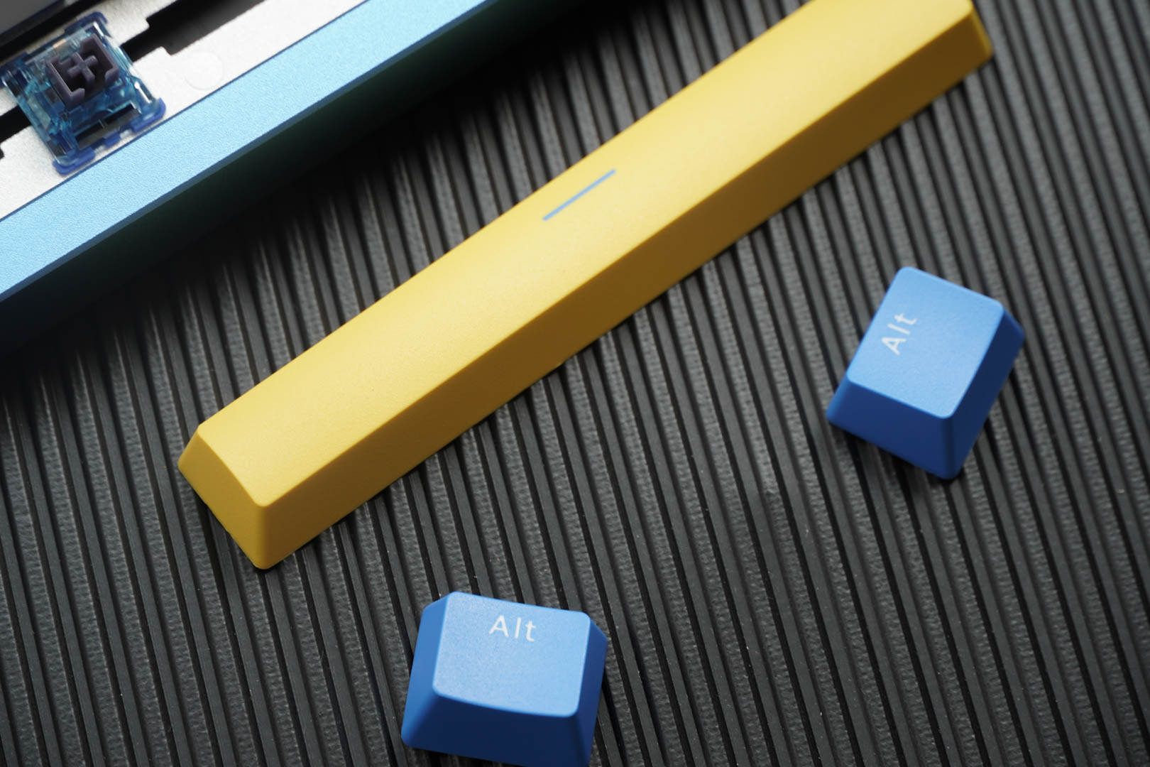 黑爵104机械键盘测评,黑爵哪一款键盘实用性高