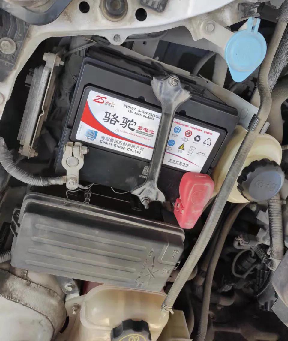 汽车电瓶75%寿命要更换吗,汽车电瓶一旦亏电就要更换吗