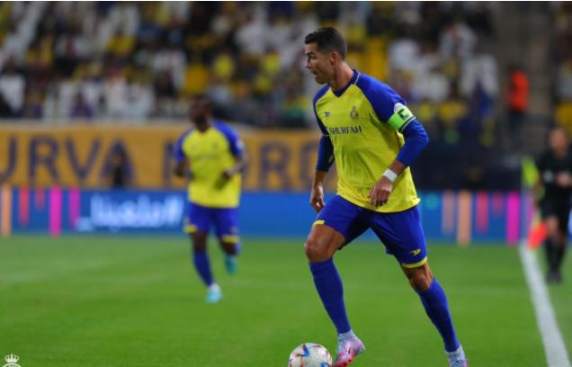 c罗绝平西班牙后场外球迷反应,c罗绝平西班牙后球迷反应