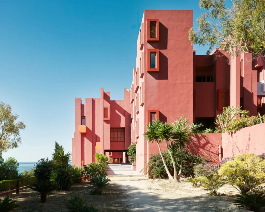 巨星陨落|西班牙著名建筑大师里卡多·波菲逝世