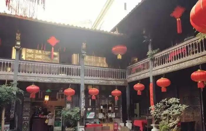 未来昆明最具影响力的美食街,昆明七彩云南附近美食街