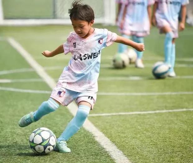 为什么学足球难,足球八字方针