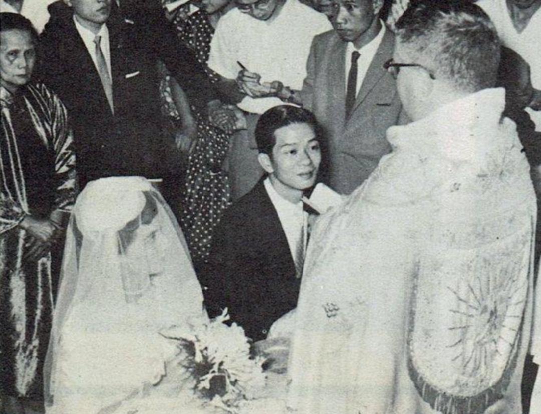 恋人妻、追青霞、混黑道、建豪宅，“武侠片之父”的江湖往事……