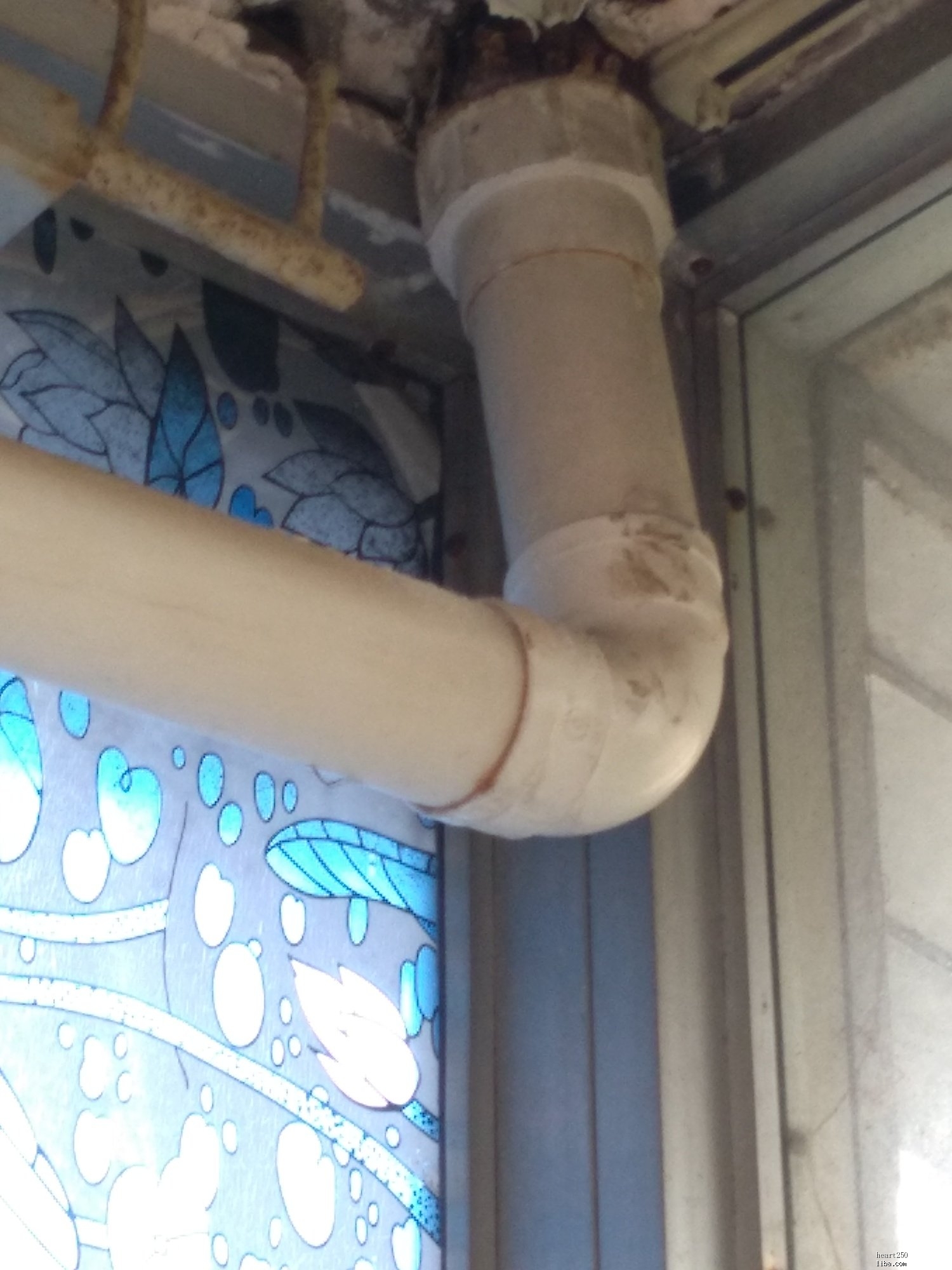 阳台漏水修补要多少钱,楼上阳台漏水怎么修补最快最有效