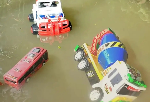 路上碰到这10件东西千万别捡,路边遇到4种东西不要随便捡回家